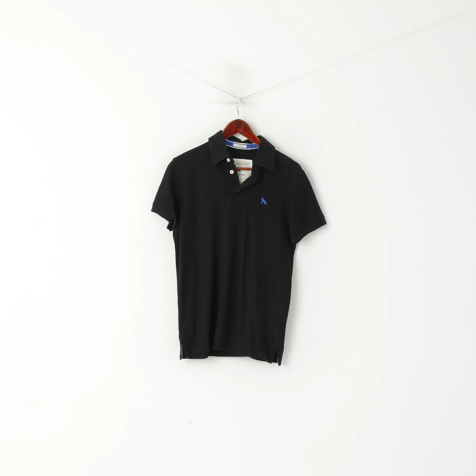 Acostamento Outfitters Men M Polo Shirt Black Muscle Fit The Wolf Polo Stretch Top