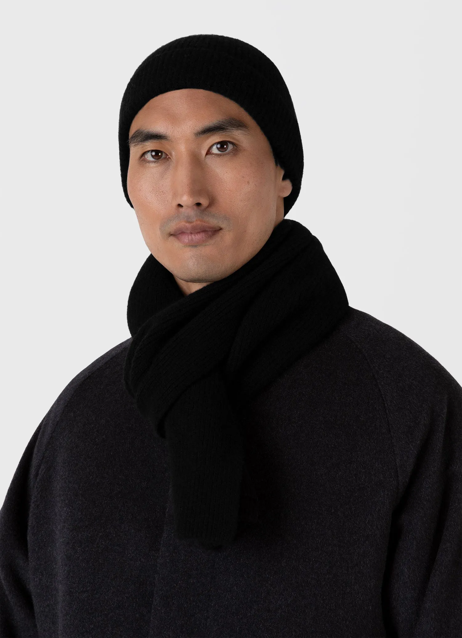 Cashmere Gift Set in Black Sunspel