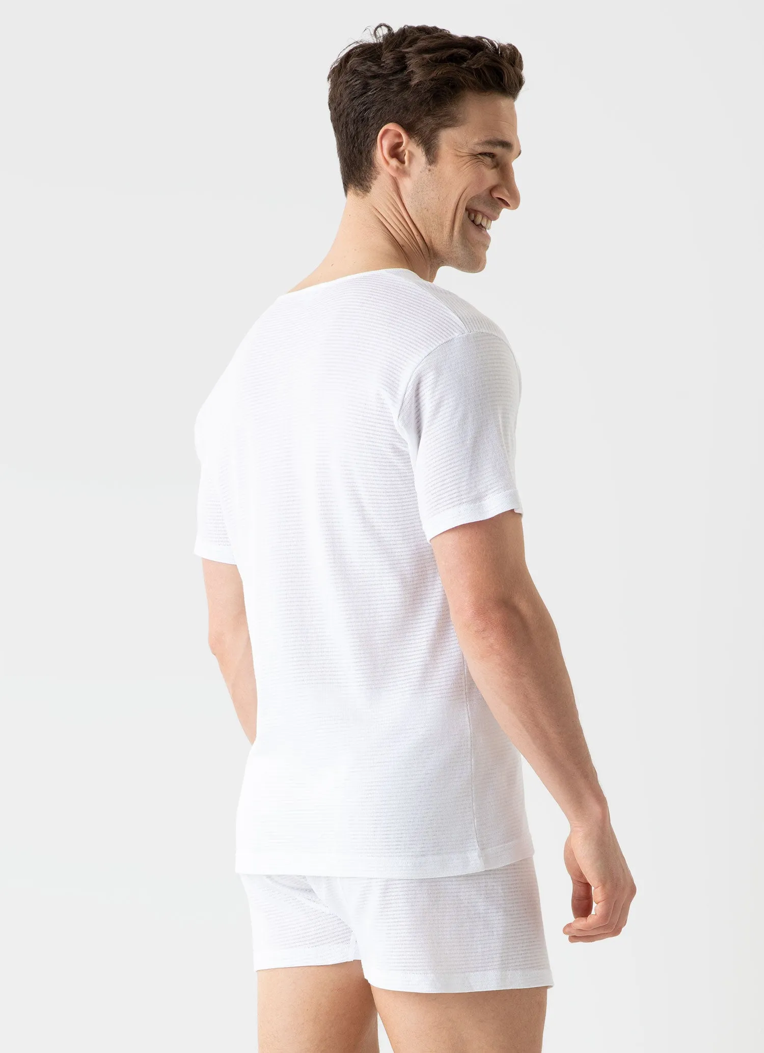 Men's Cellular Cotton V-neck Underwear T-shirt in White Sunspel