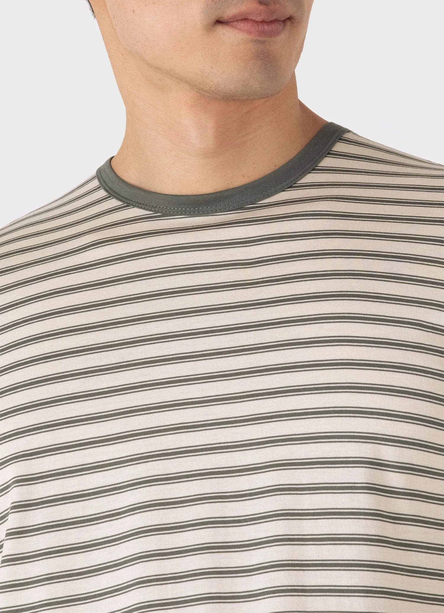 Men's Classic T-shirt in Dusk Green/Undyed Sunspel