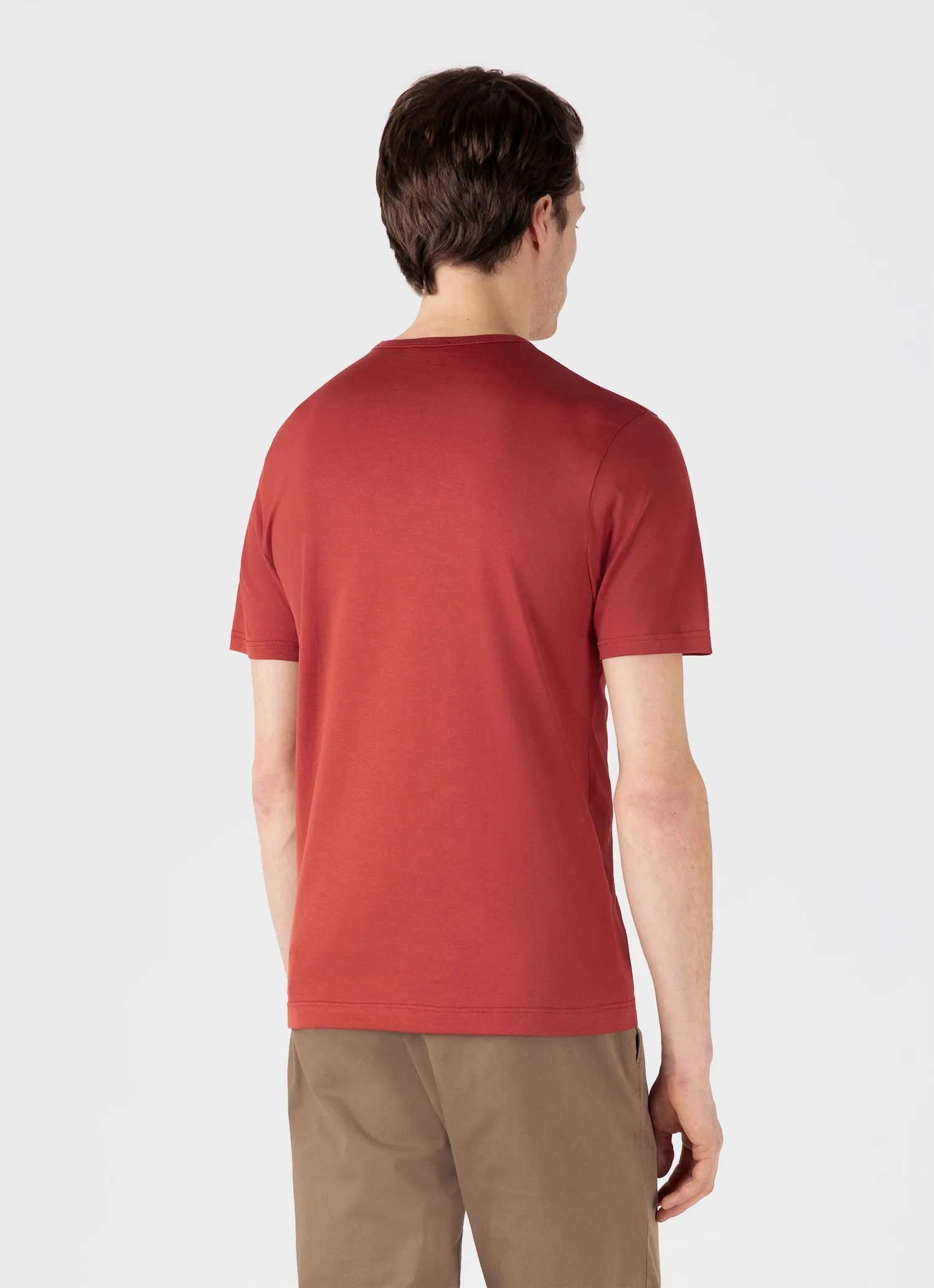 Men's Classic T-shirt in Garnet Red Sunspel