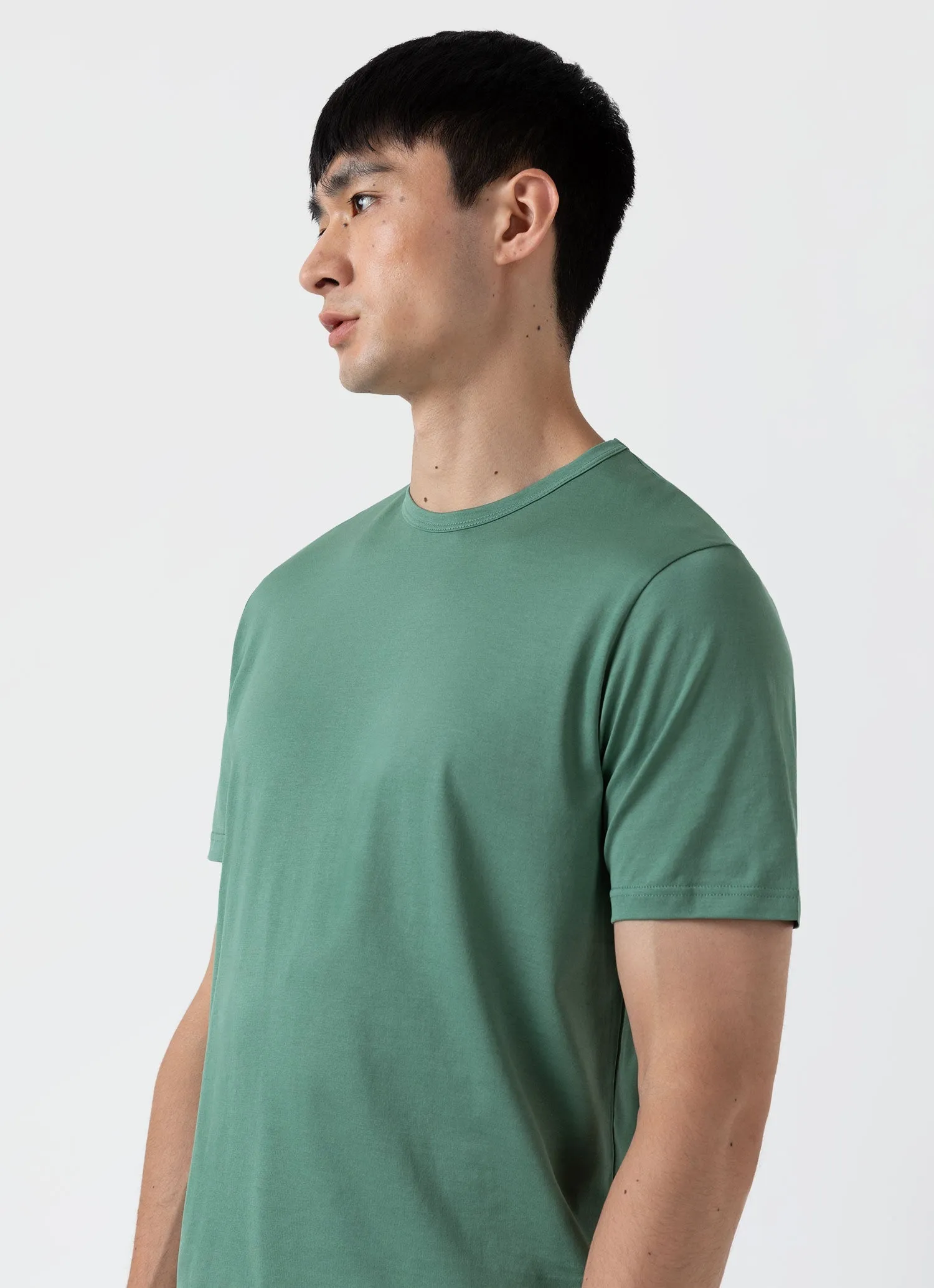 Men's Classic T-shirt in Thyme Sunspel