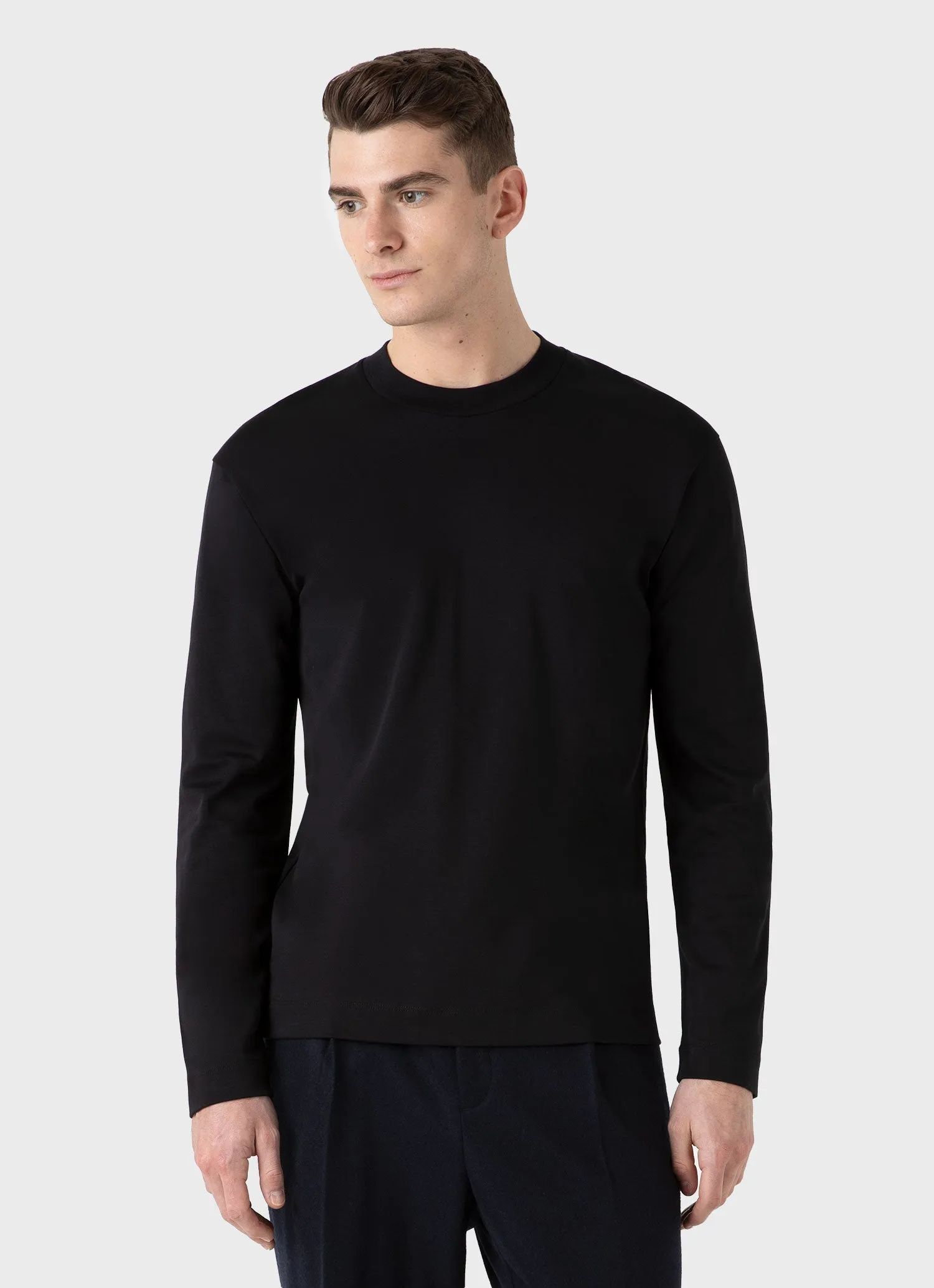 Men's Long Sleeve Heavyweight T-shirt in Black Sunspel