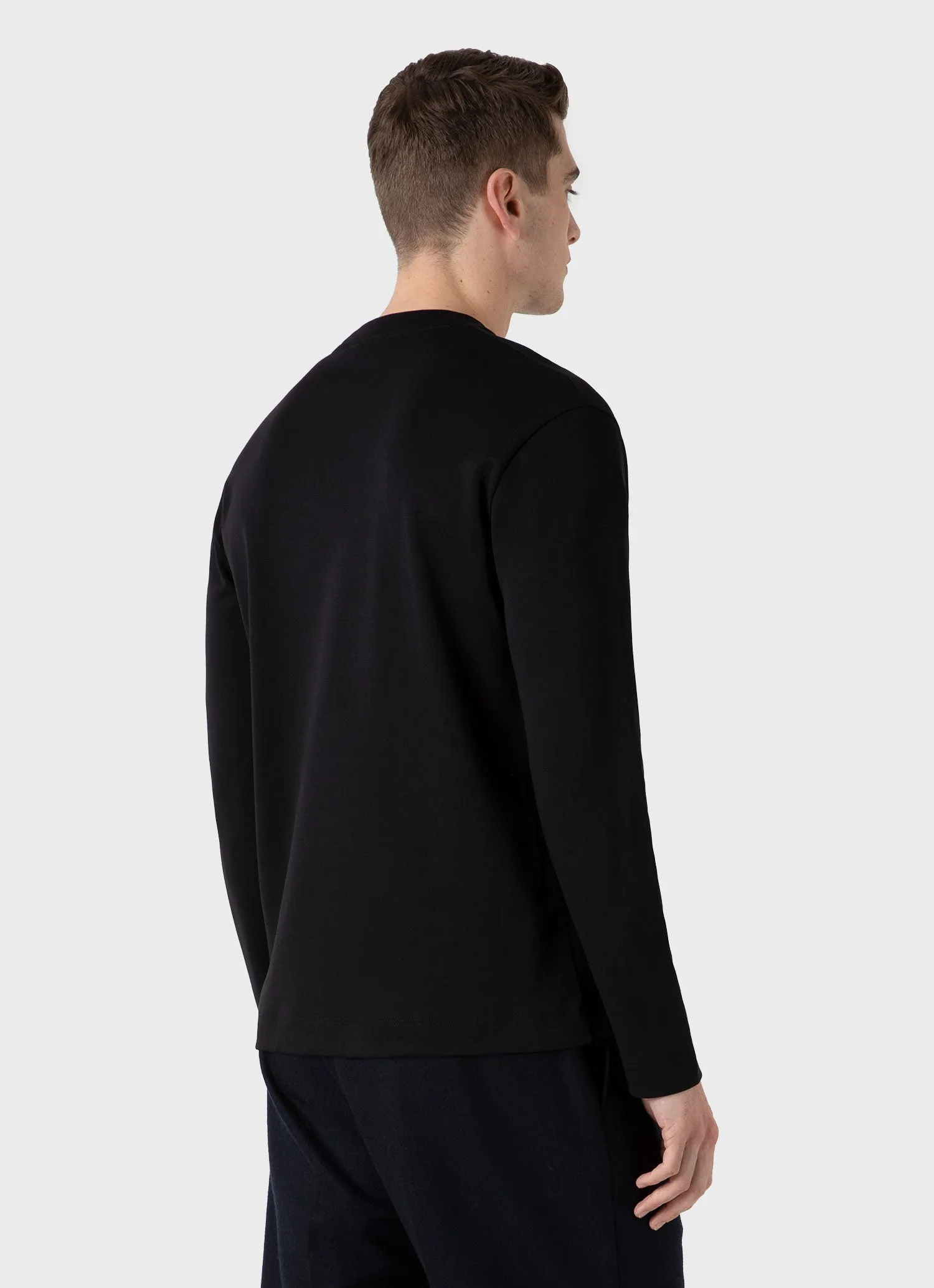 Men's Long Sleeve Heavyweight T-shirt in Black Sunspel