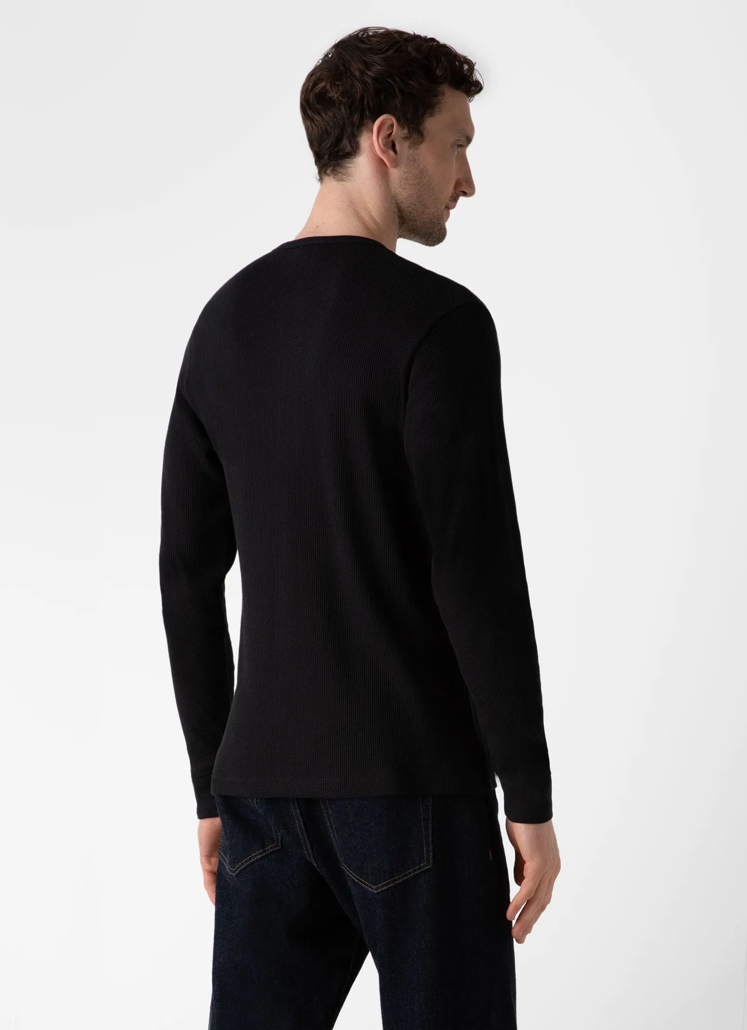 Men's Long Sleeve Waffle Henley in Black Sunspel