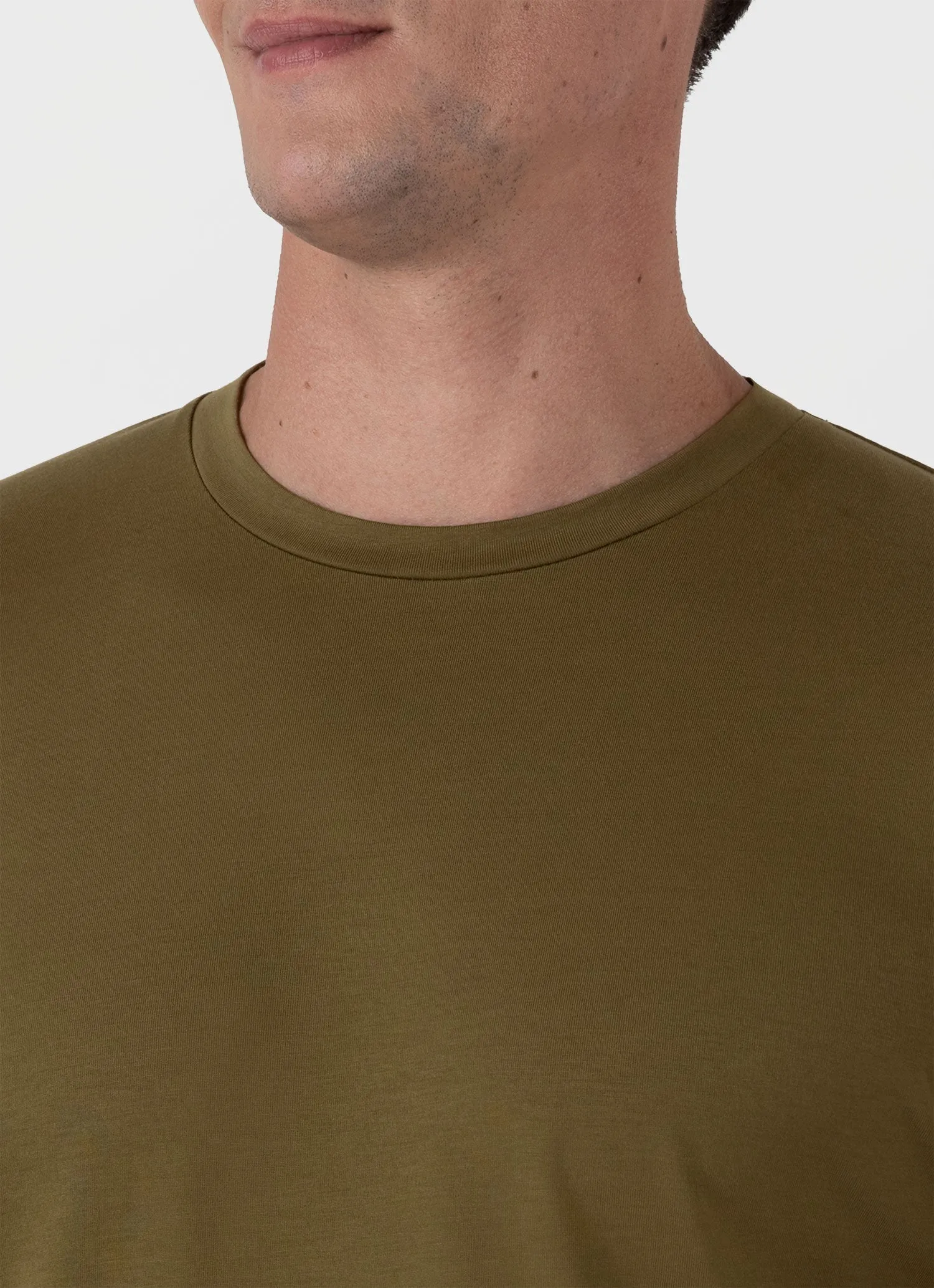 Men's Riviera Midweight T-shirt in Olive Green Sunspel
