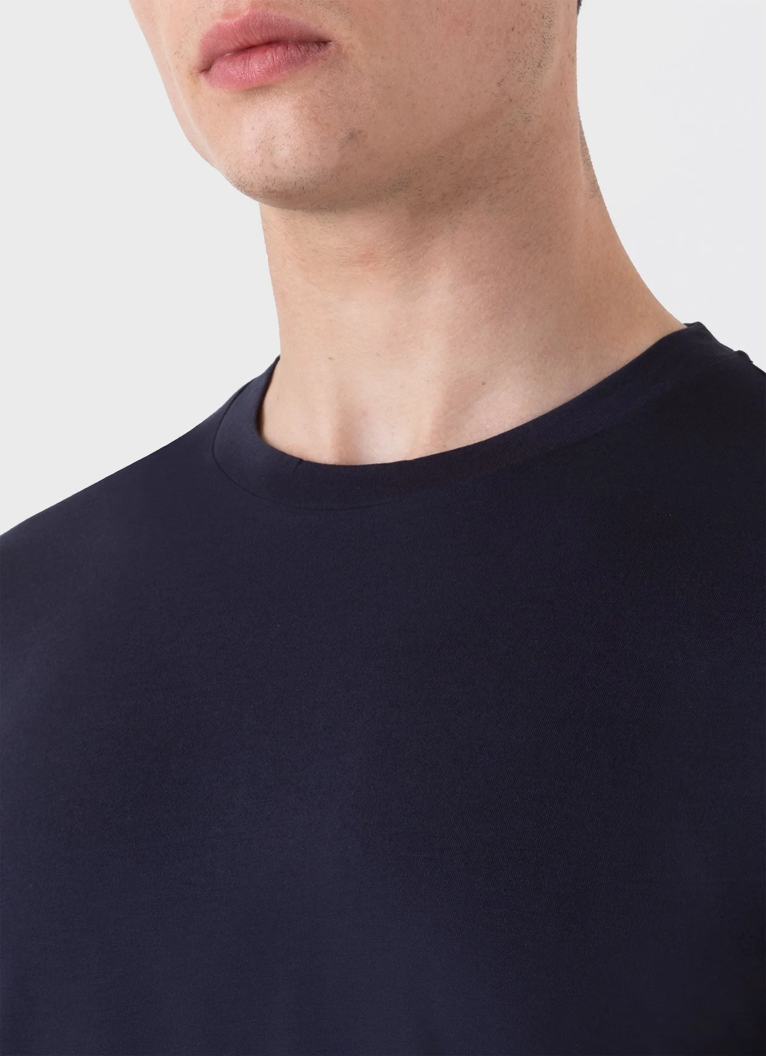 Men's Riviera T-shirt in Navy Sunspel