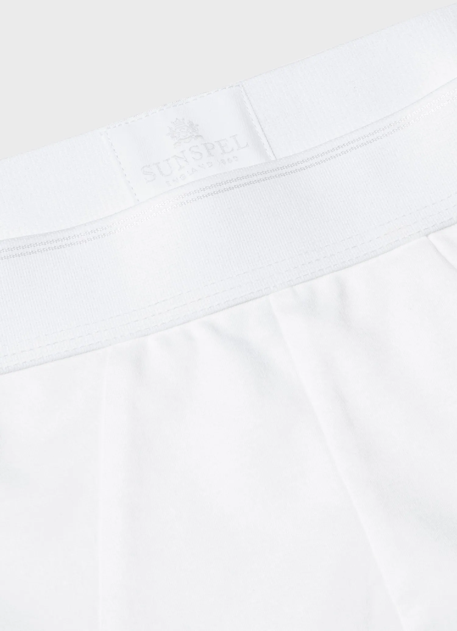 Men's Sea Island Cotton Briefs in White Sunspel