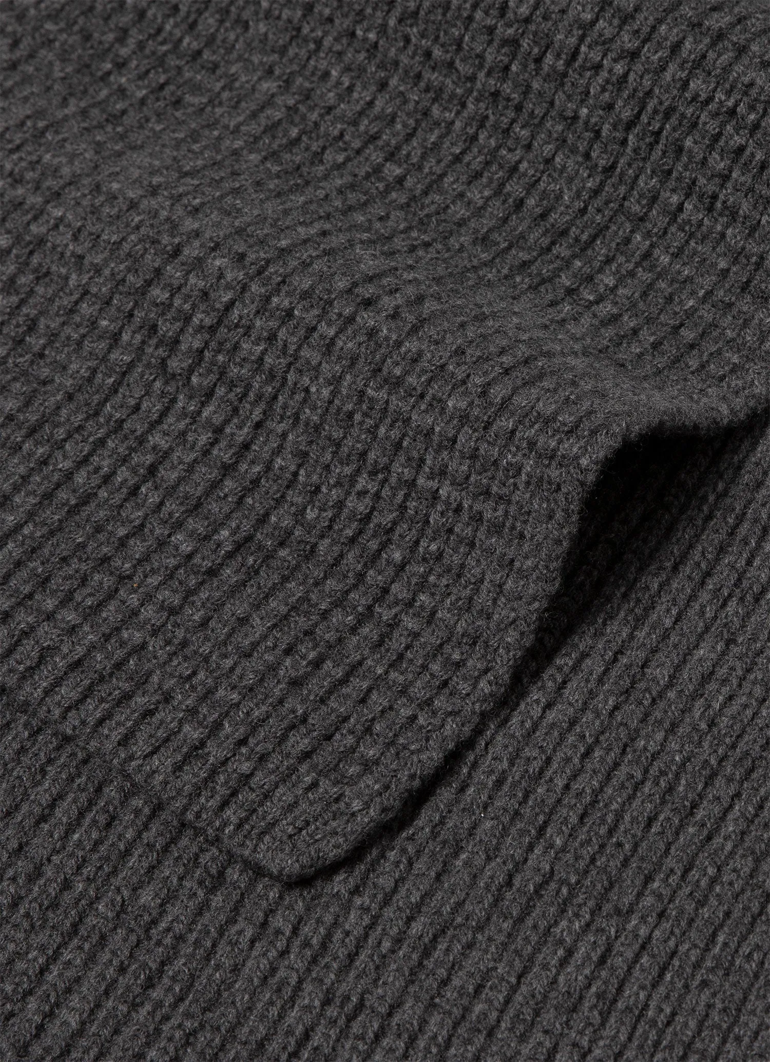 Textured Waffle Scarf in Charcoal Melange Sunspel