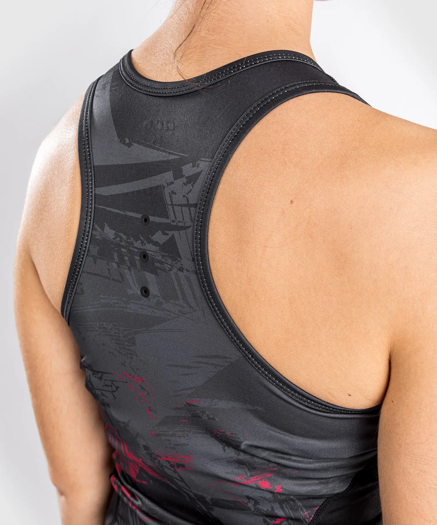 UFC Venum Authentic Fight Week Women’s 2.0 Performance Tank Top - Black/Red