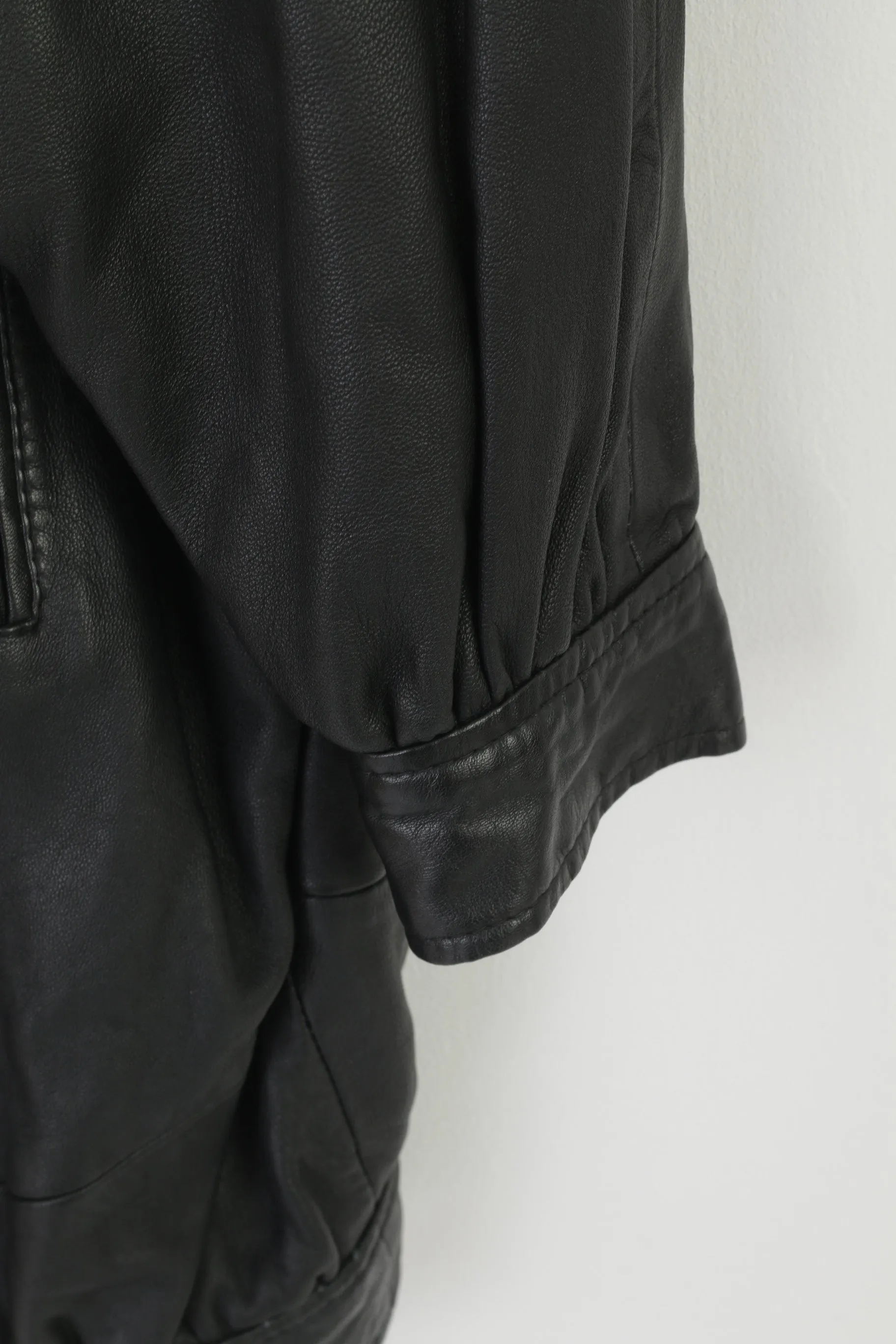 Vintage Women 38 M Jacket Black Leather Shoulder Pads Bat Retro Buttoned Top